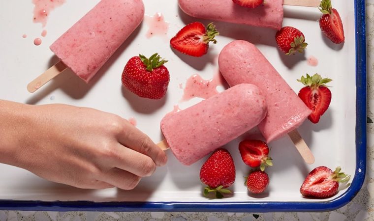 Strawberry Cashewmilk Yogurt Popsicles Recipe