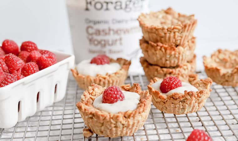 Berries and Cream Vegan Oat Tarts Recipe