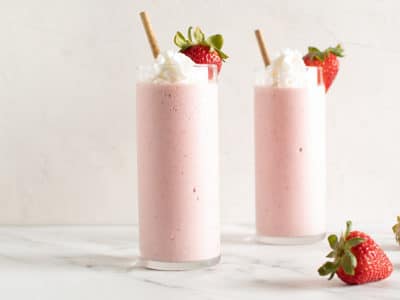 Strawberries & Cream Milkshake Recipe