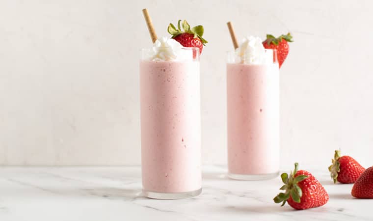 Strawberries & Cream Milkshake Recipe